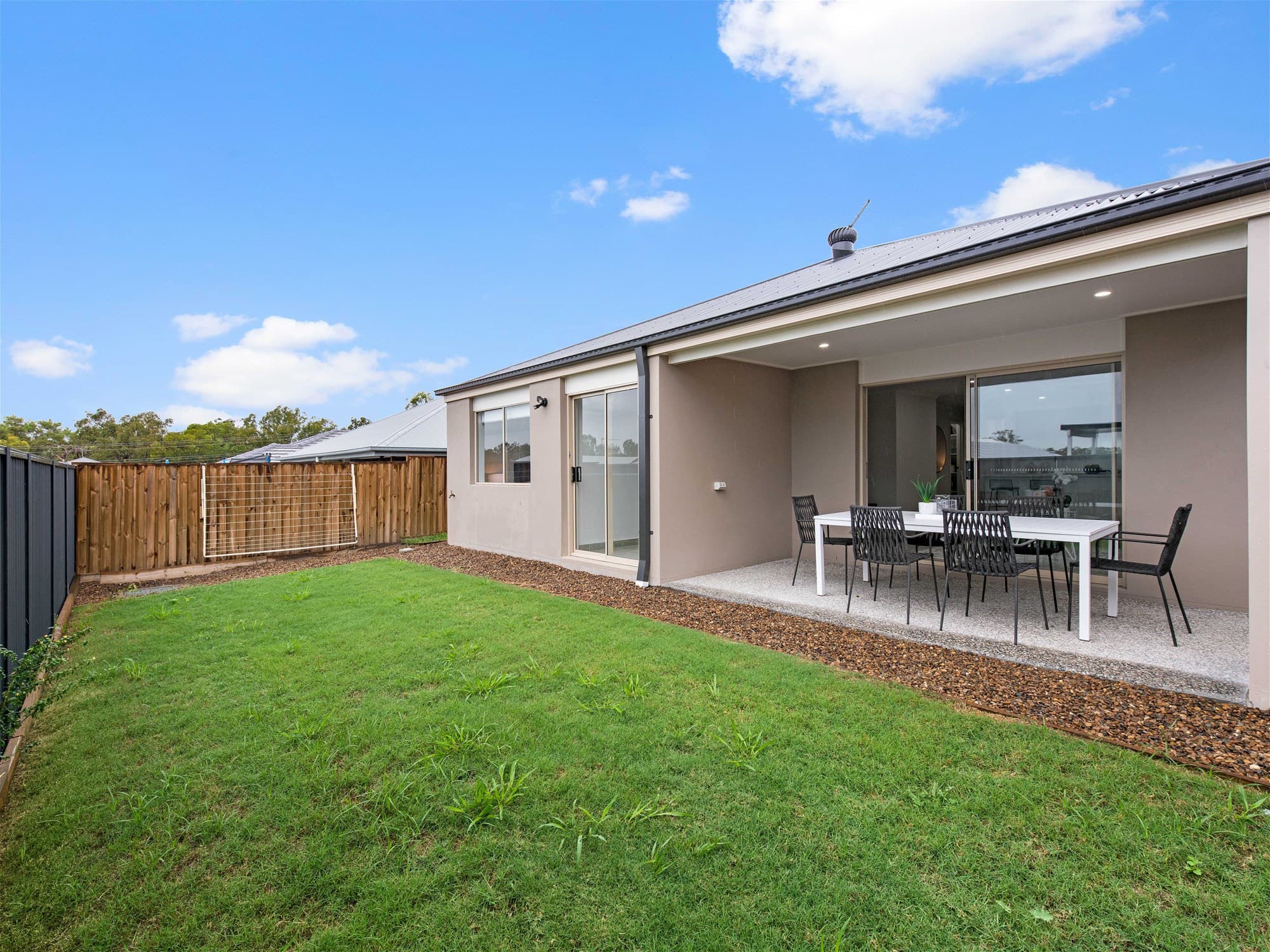 GLENEAGLE, QLD, Gleneagle - Image 1