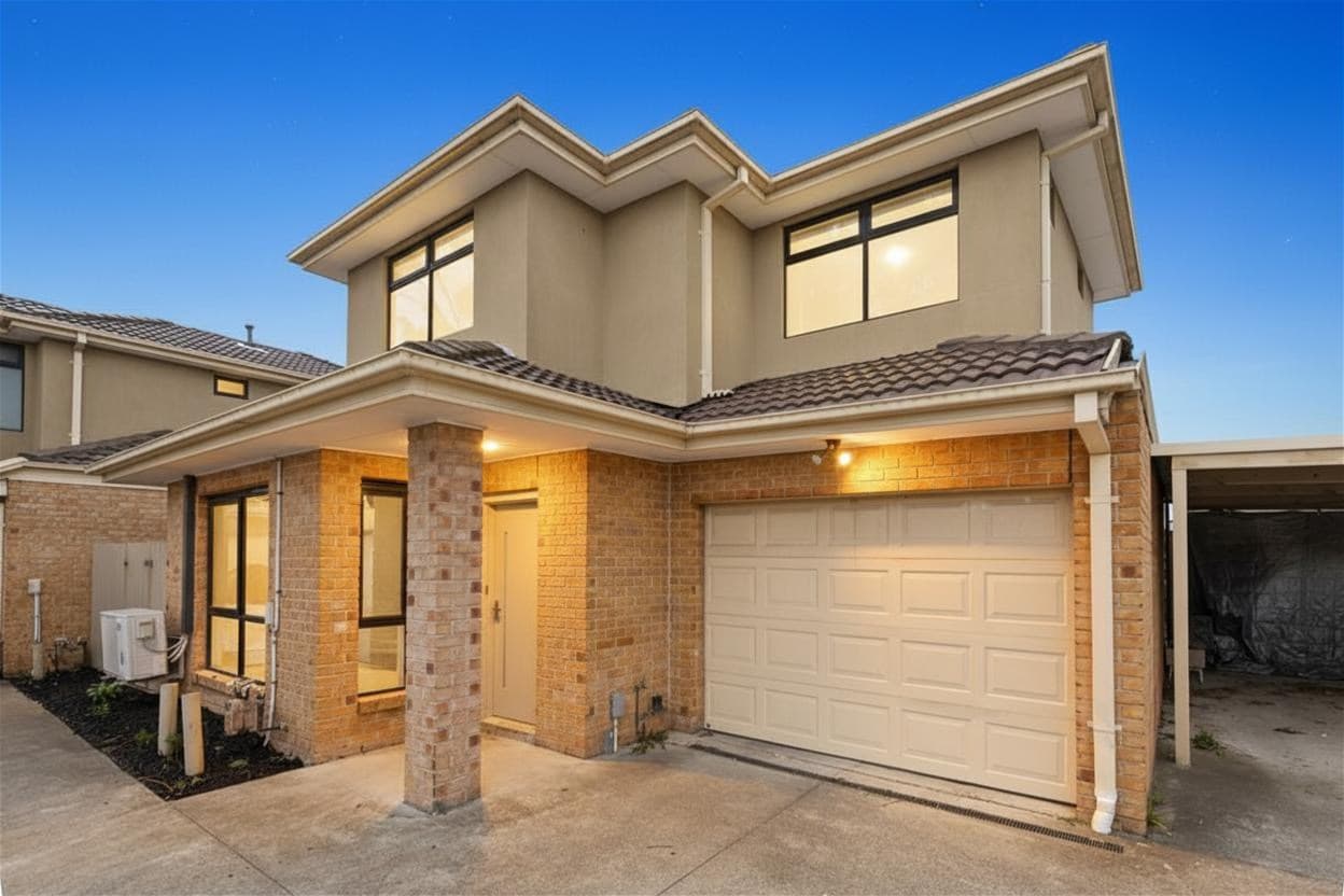 2/320 Camp Road BROADMEADOWS, VIC, Broadmeadows - Image 1