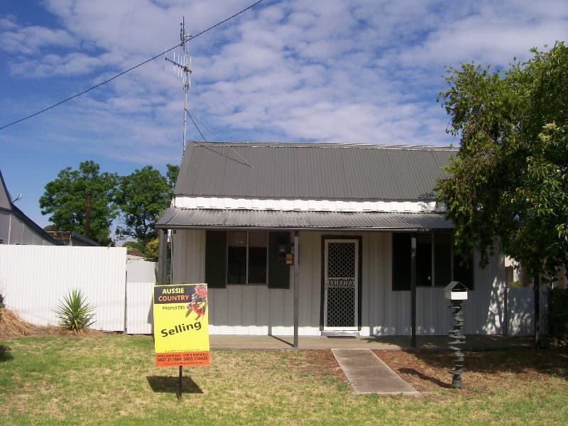 5 Mitchell St BERRIGAN NSW, Berrigan - Image 1