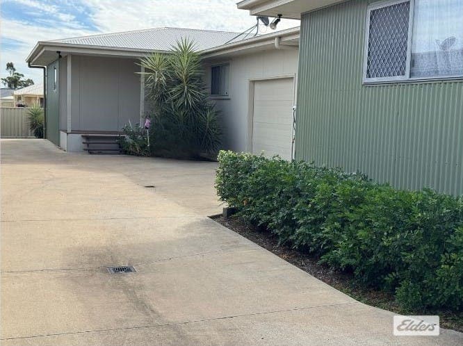 2/15 Barnsley Street, Chinchilla, QLD, 4413, Chinchilla - Image 1