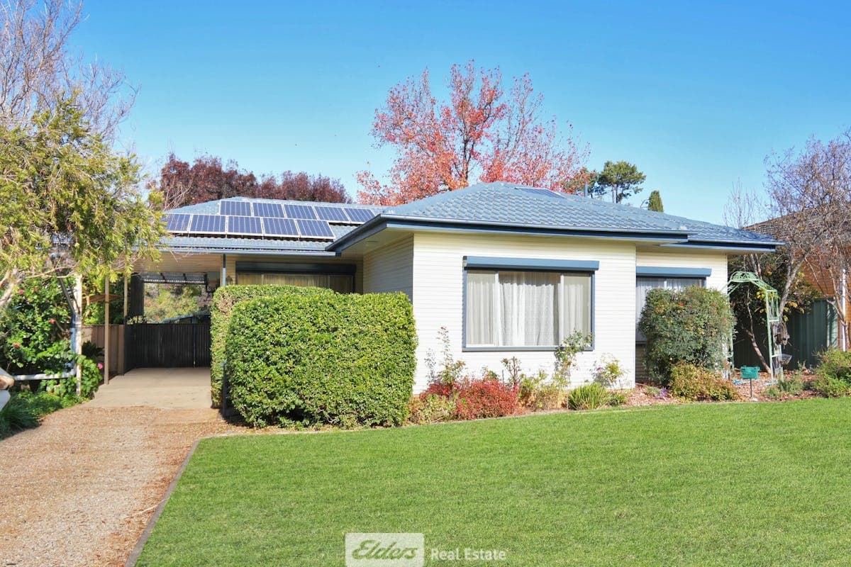 105 McNabb Crescent, Griffith, NSW, 2680, Griffith - Image 1