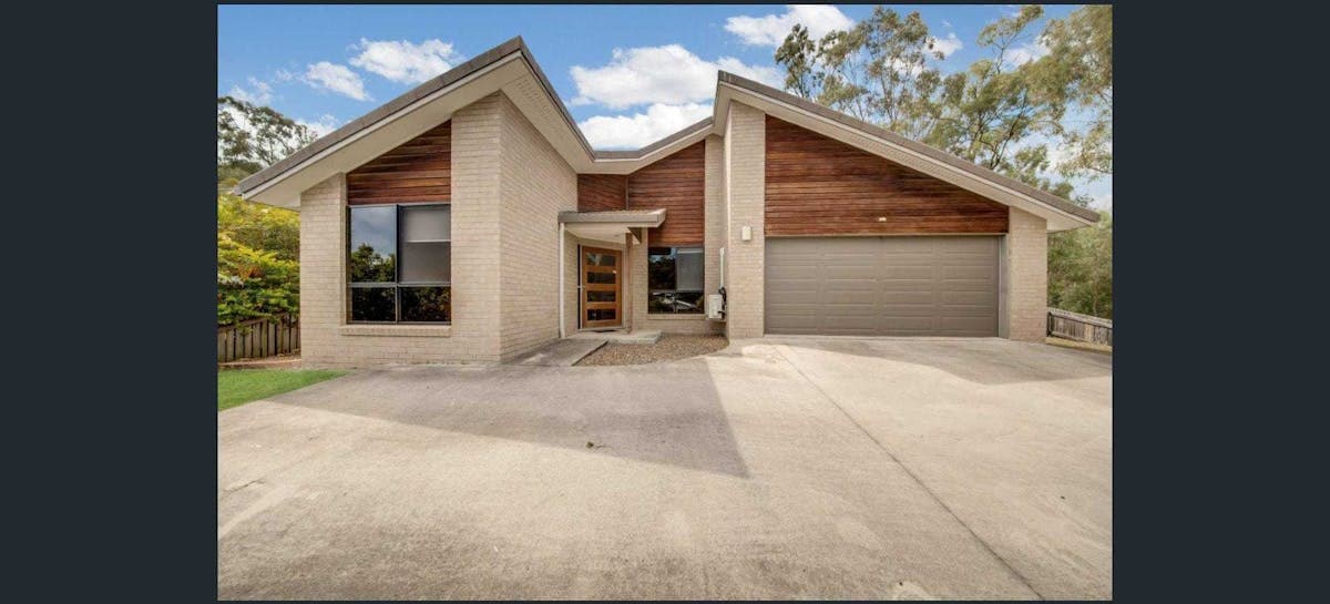 17 Oasis Court, South Gladstone - Image 1