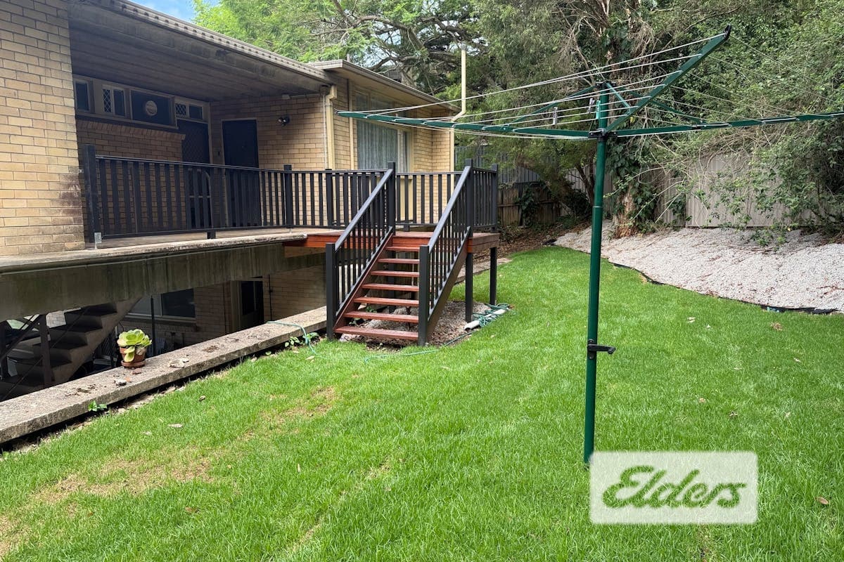 2/40 Kinross Avenue, Adamstown Heights - Image 1