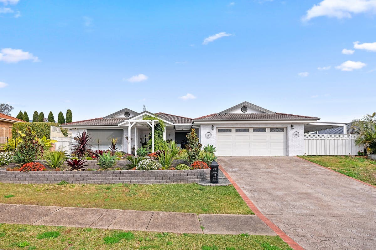 6 Peppertree Circuit, Aberglasslyn, NSW, 2320, Aberglasslyn - Image 1