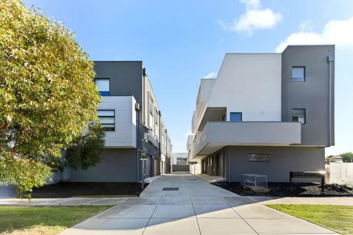 17 Caneva Way, Werribee - Image 1