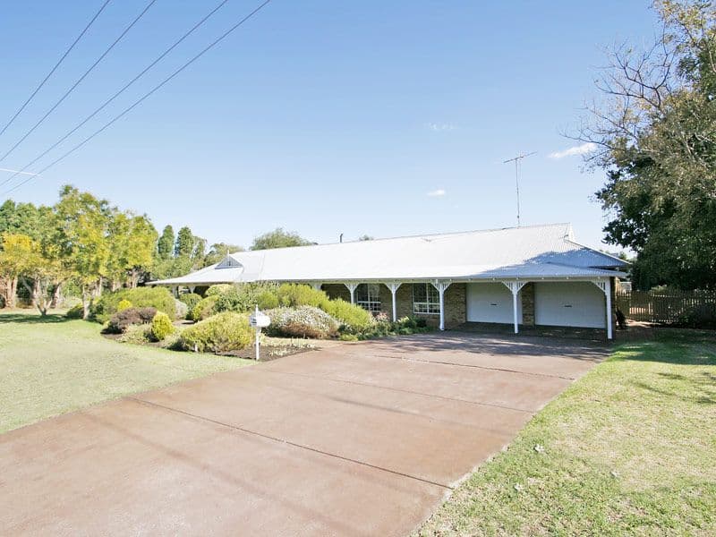 19 Ray Close, BYFORD WA 6122, Byford - Image 1