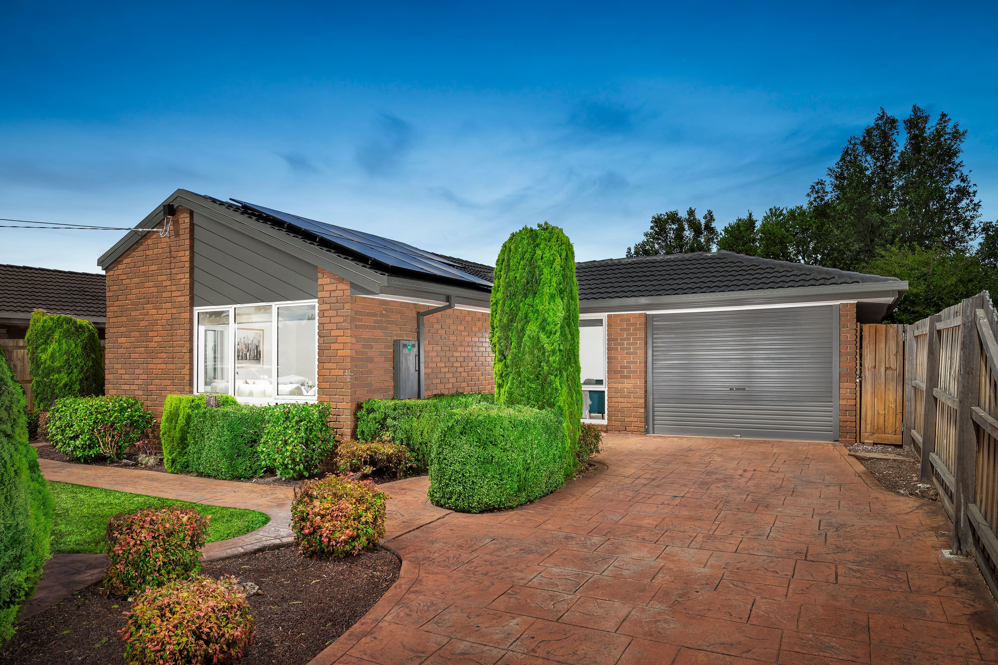 116 Prince Of Wales Avenue, Mill Park VIC 3082, Mill Park - Image 1