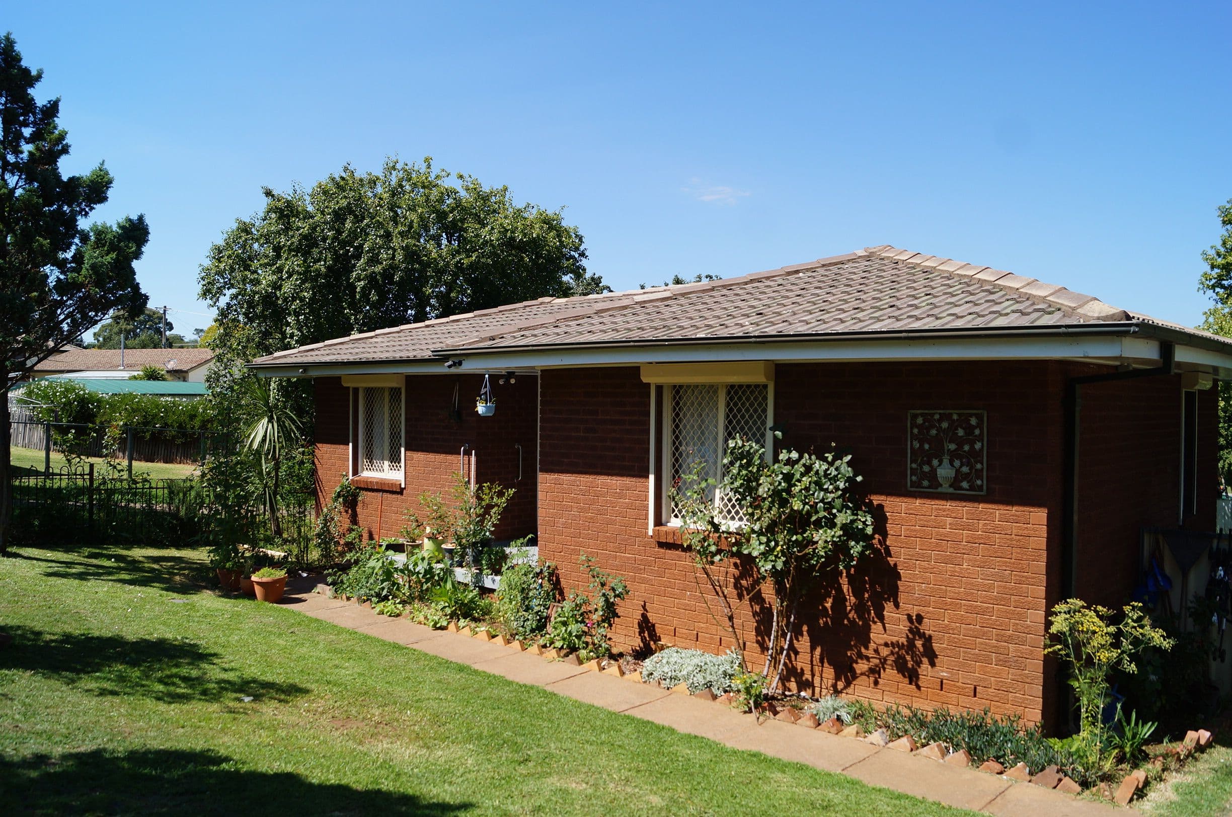 28 South Terrace, Orange - Image 1
