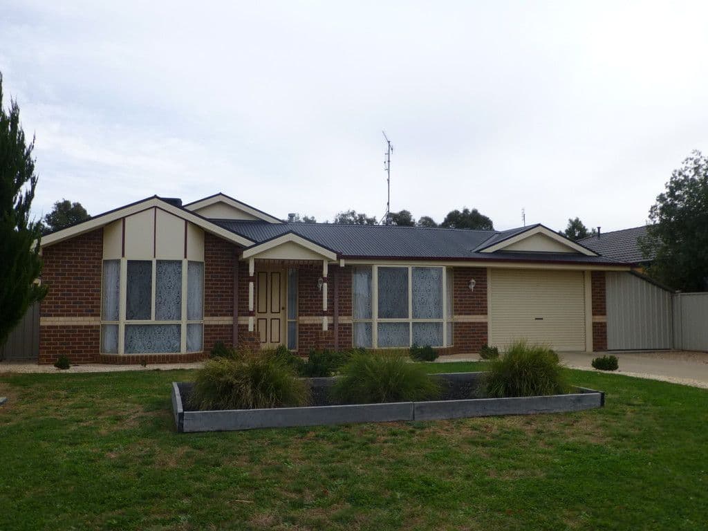 26 Aberdeen Way, Moama - Image 1