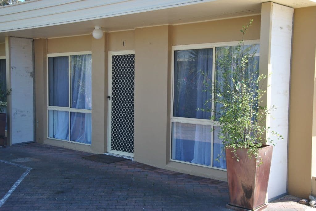 LAKES ENTRANCE VIC 3909, Lakes Entrance - Image 1