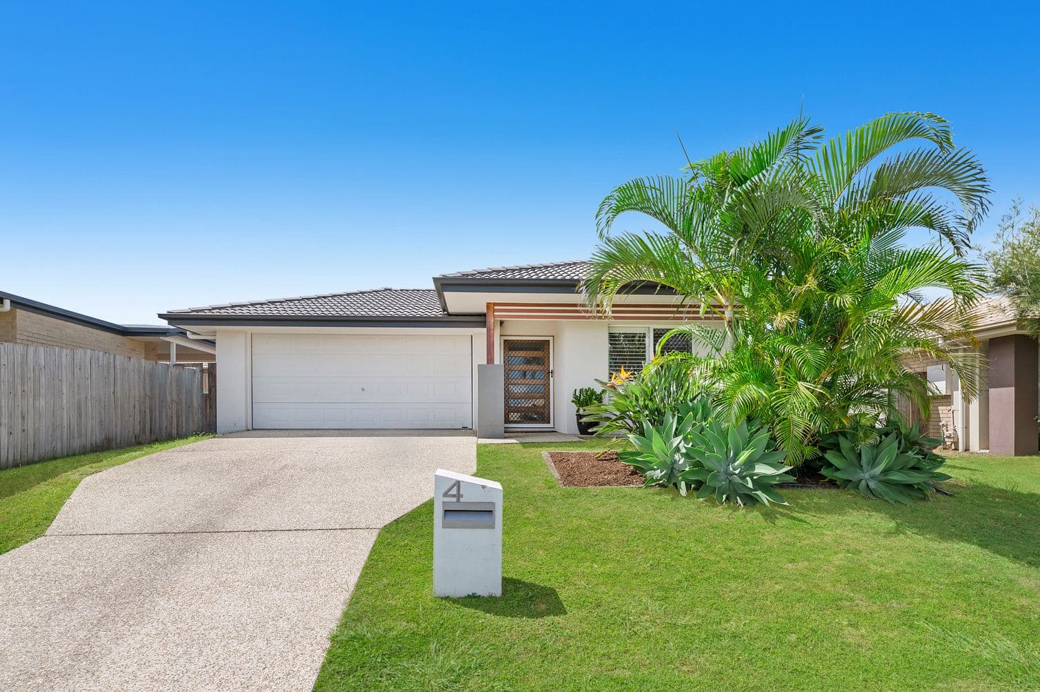 4 Maidstone Lane, Pimpama QLD 4209, Pimpama - Image 1