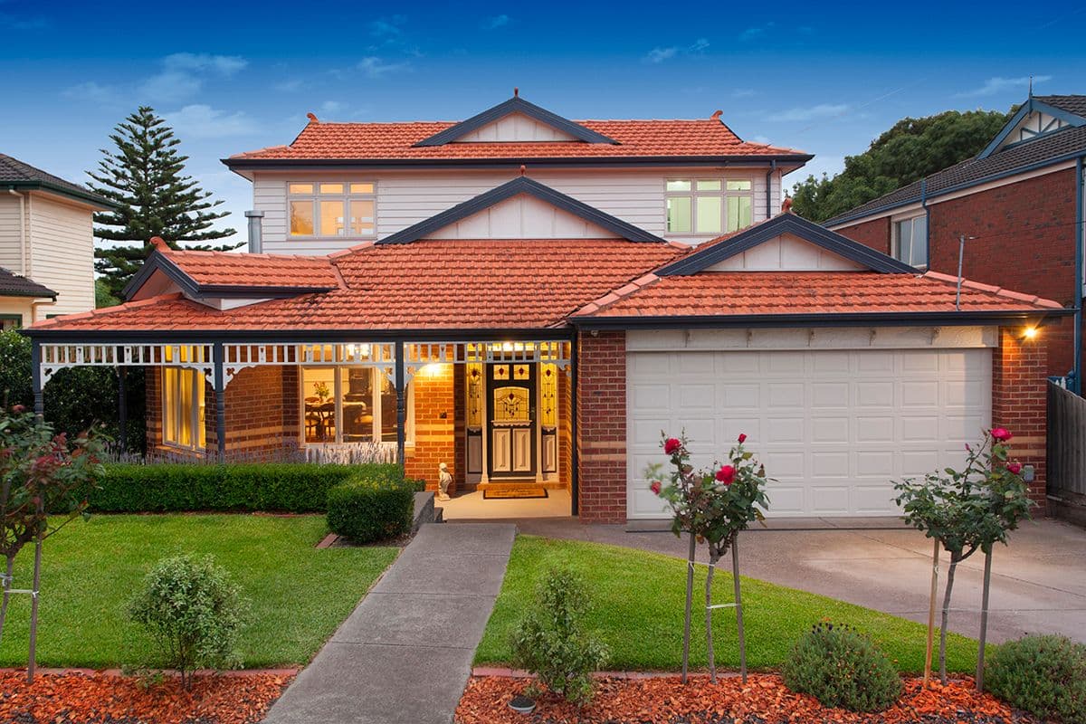 19 Leura Street, Murrumbeena VIC 3163, Murrumbeena - Image 1