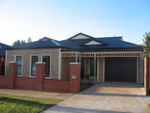 WARRNAMBOOL VIC 3280, Warrnambool - Image 1