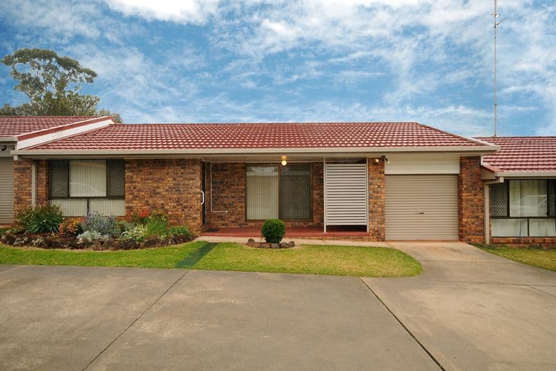 18 McIntyre Street, Centenary Heights QLD 4350, Centenary Heights - Image 1