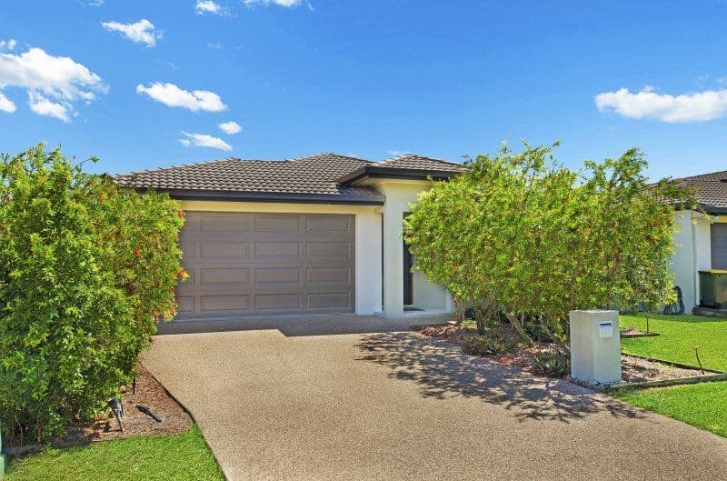 16 Sanderling Circuit, KELSO QLD 4815, Kelso - Image 1