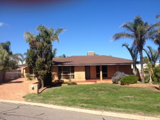 8 Pinner Place, TARCOOLA BEACH WA 6530, Tarcoola Beach - Image 1