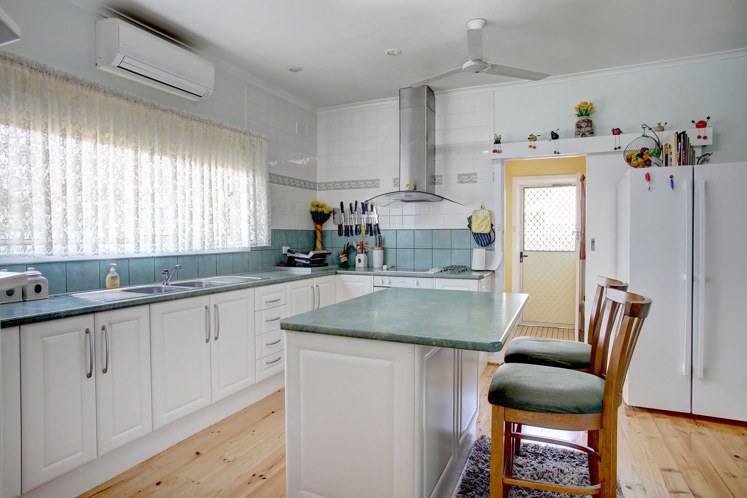 67 Cardiff Road, Port Lincoln SA 5606, Port Lincoln - Image 1