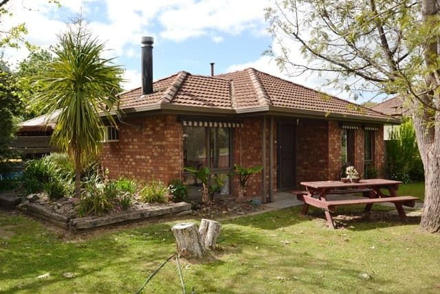 15 Shelton Street, AVENEL VIC 3664, Avenel - Image 1