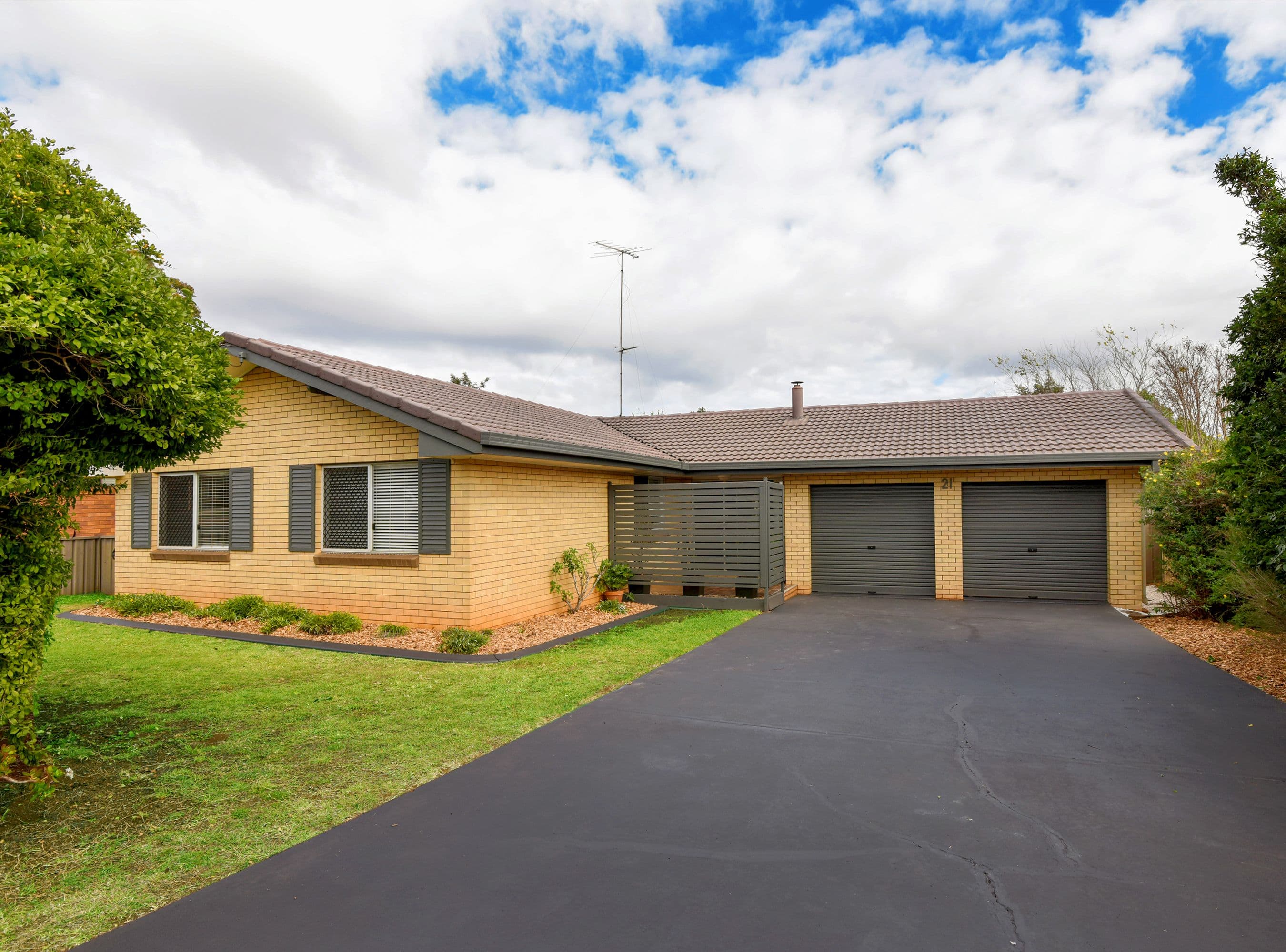 21 Arabian Street, Harristown QLD 4350, Harristown - Image 1