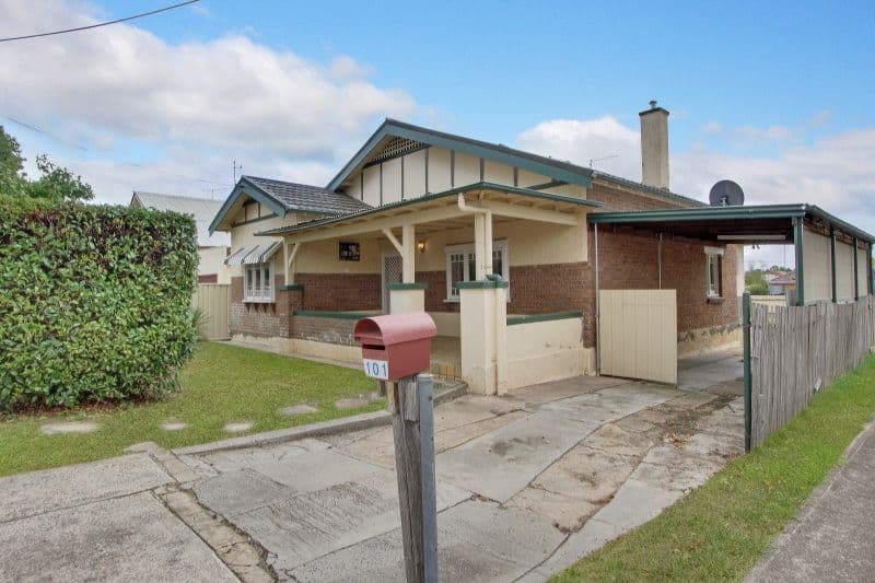 101 Kinghorne Street, Goulburn - Image 1