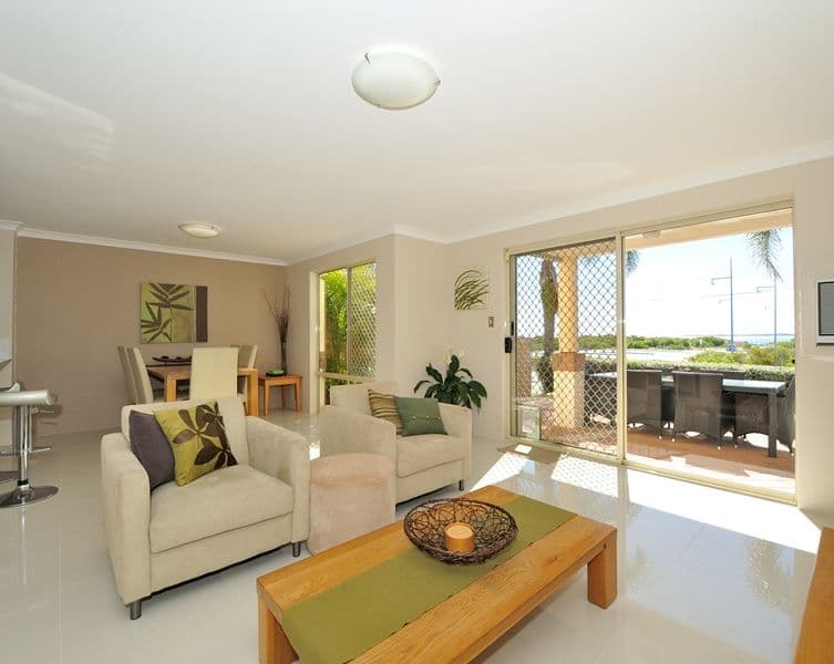 2 Victoria Street, ROCKINGHAM WA 6168, Rockingham - Image 1