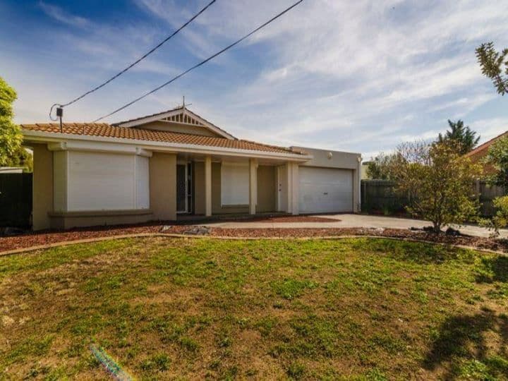 27 Callistamon Drive, Hoppers Crossing VIC 3029, Hoppers Crossing - Image 1