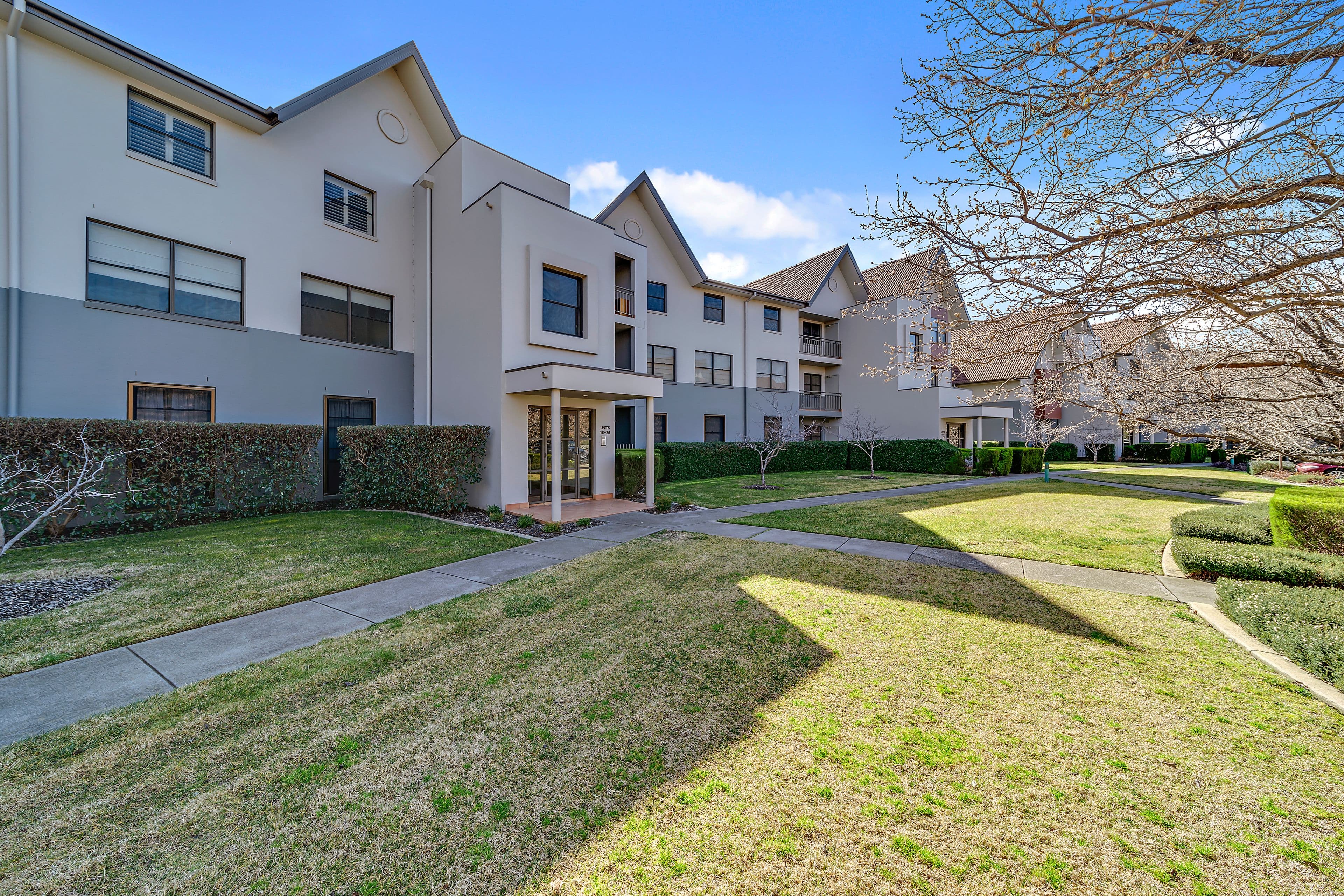 10 Hopegood Place, Garran ACT 2605, Garran - Image 1