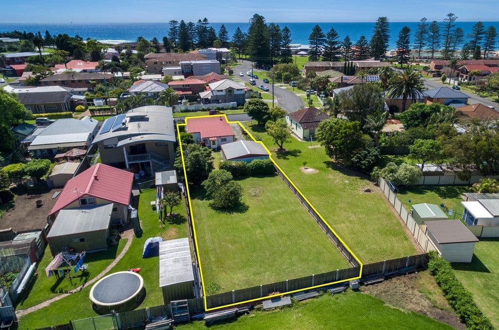 14 Arthur Street, Thirroul NSW 2515, Thirroul - Image 1