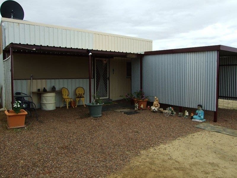 37 Leichardt Street, Ilfracombe QLD 4727, Ilfracombe - Image 1