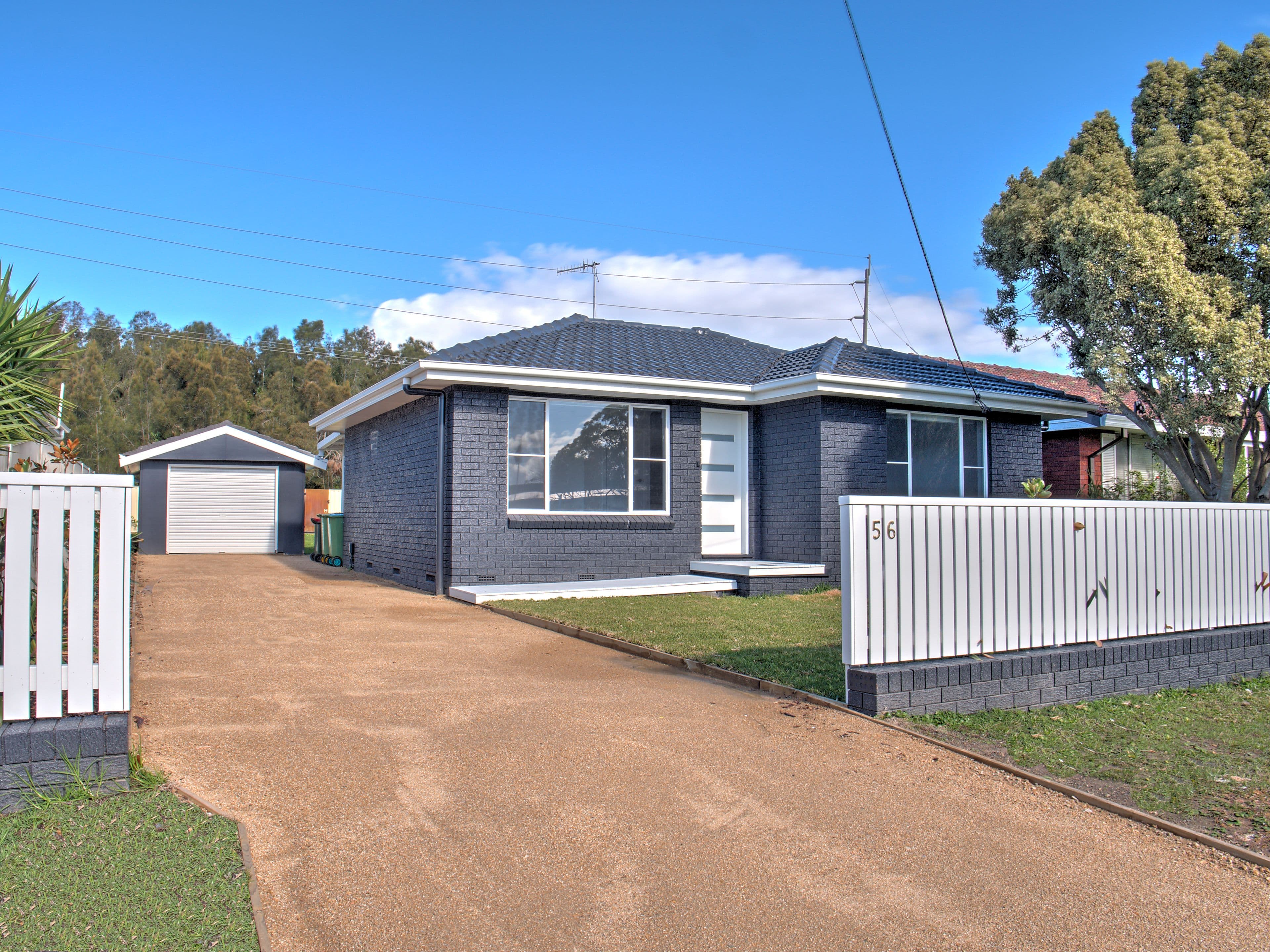 56 Kathleen White Crescent, Killarney Vale - Image 1