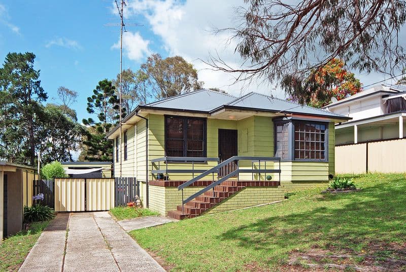 37 Blackman Parade, UNANDERRA NSW 2526, Unanderra - Image 1