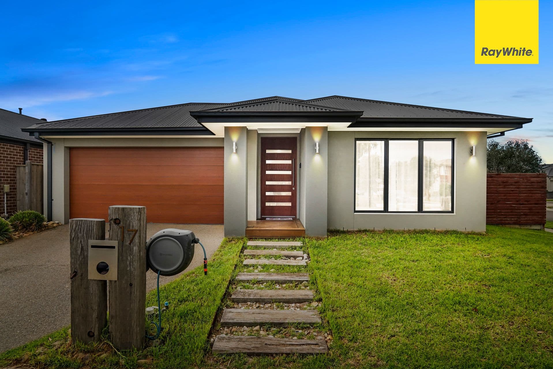 17 Oakbridge Street, Melton South VIC 3338, Melton South - Image 1