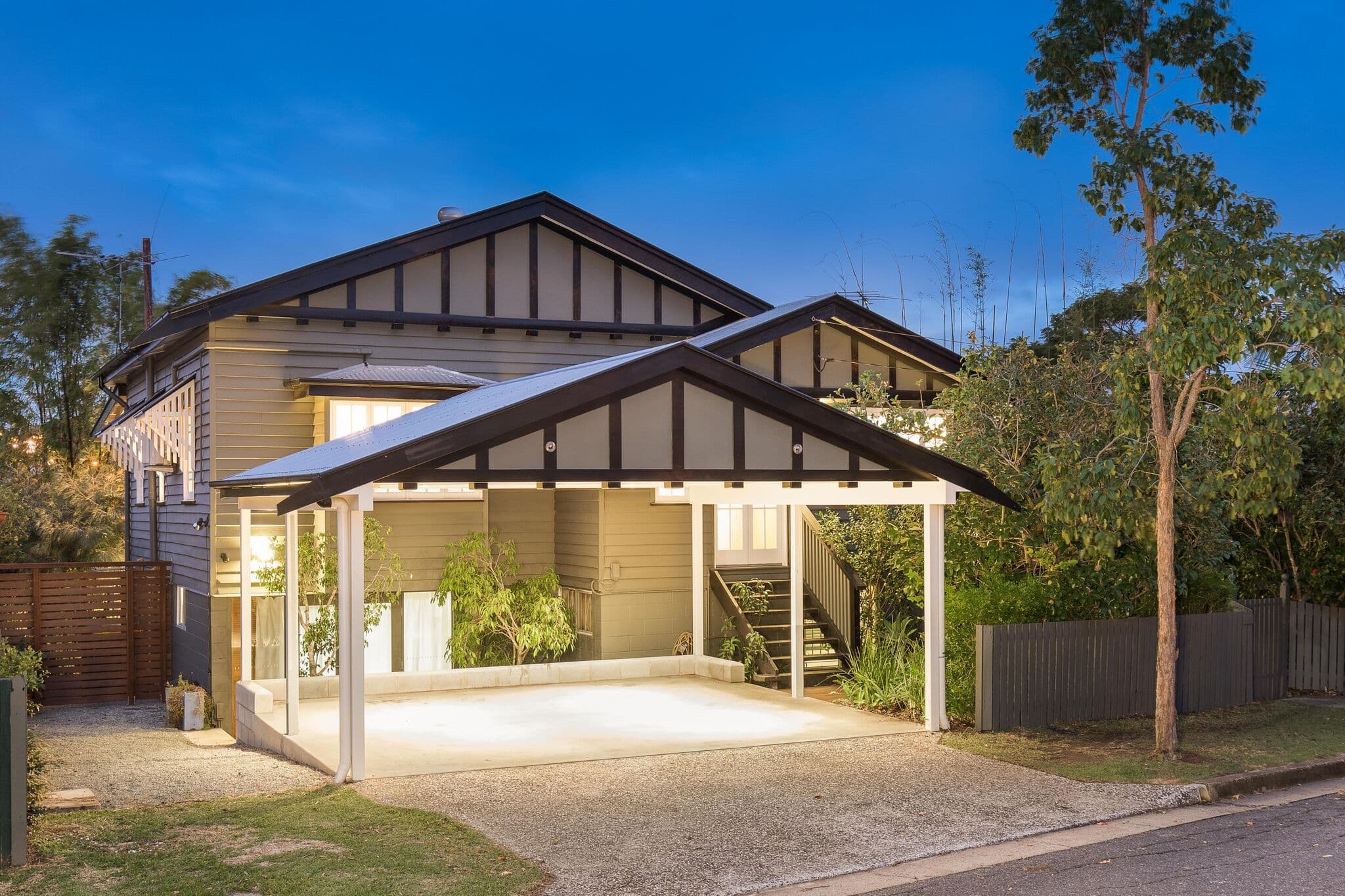 26 Lamette Street, Holland Park QLD 4121, Holland Park - Image 1