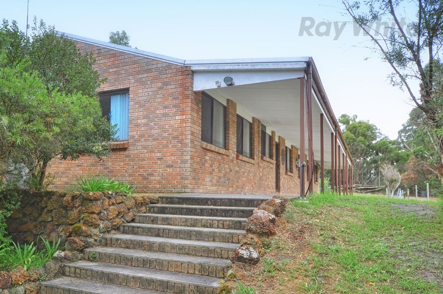 6 Bonthorpe Court, Millbrook WA 6330, Millbrook - Image 1