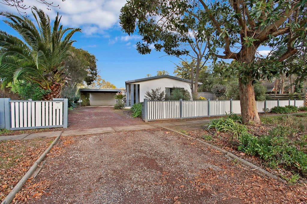 4 Union Street, Benalla VIC 3672, Benalla - Image 1