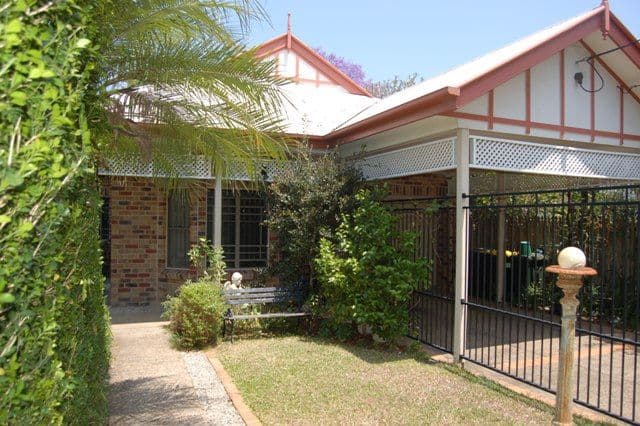 24 Emma Street, WOOLOOWIN QLD 4030, Wooloowin - Image 1