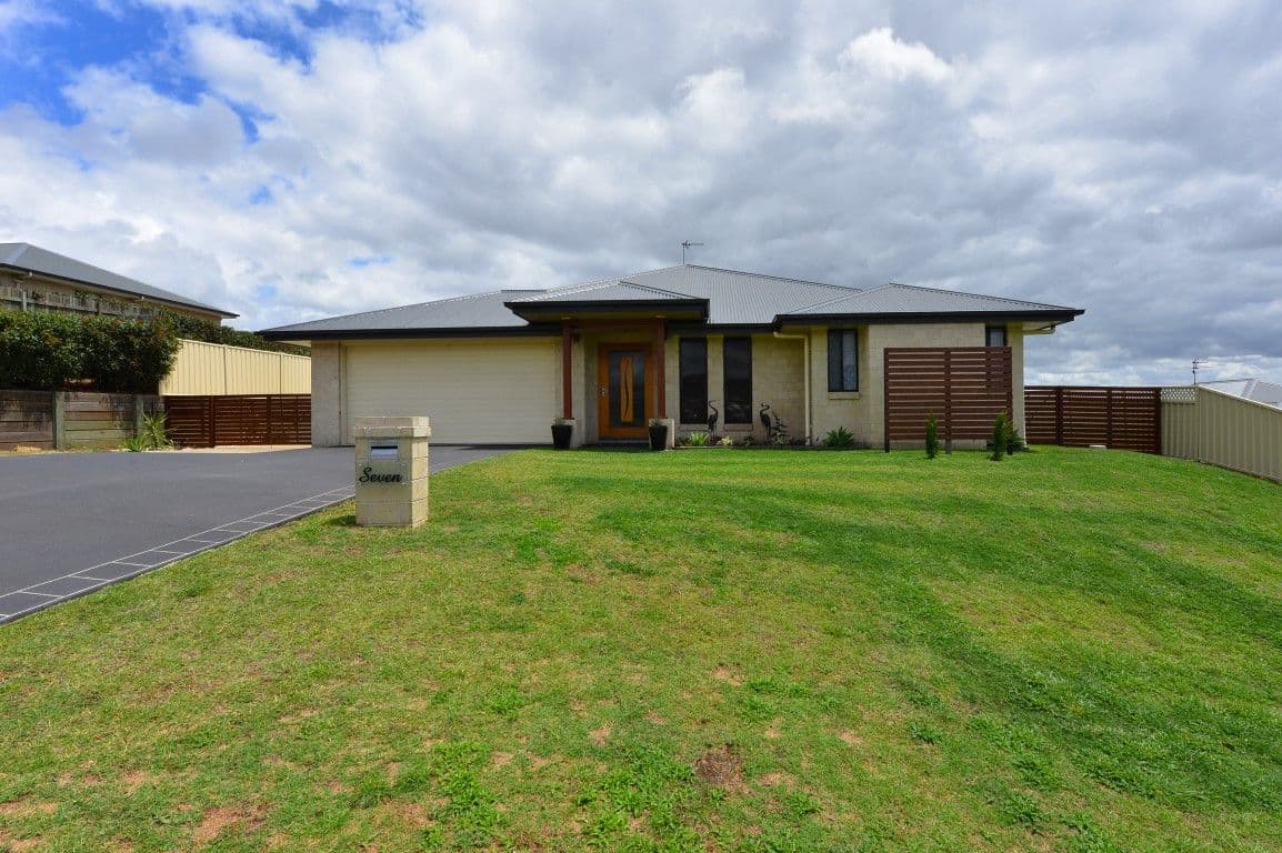 7 Carla Crescent, WESTBROOK QLD 4350, Westbrook - Image 1