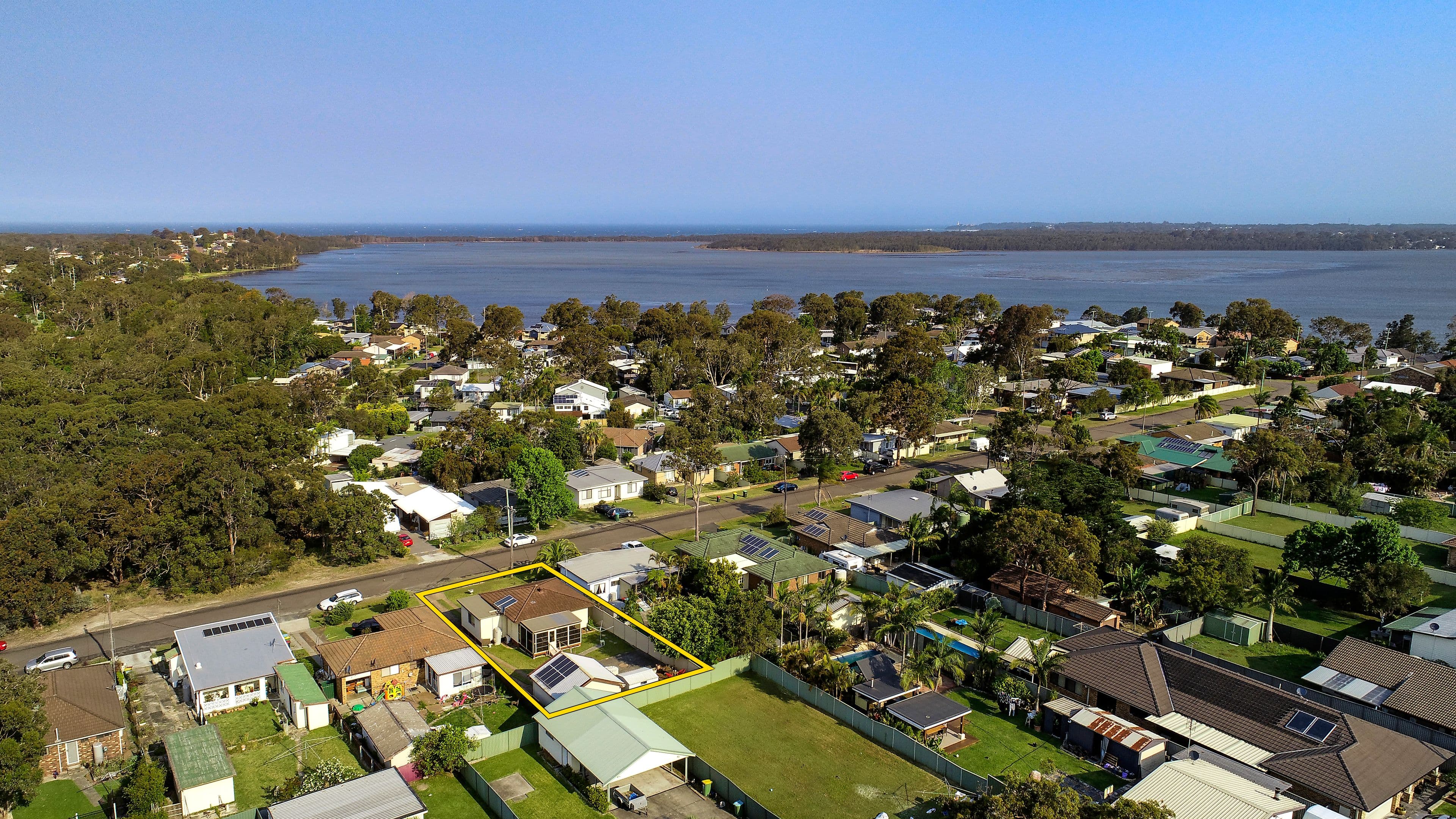 38 Kobada Avenue, Buff Point - Image 1