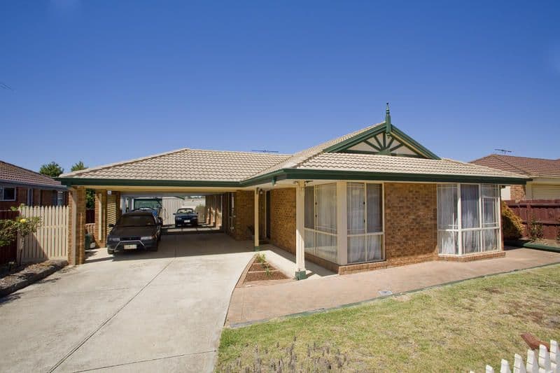 17 Bickford Road, GROVEDALE VIC 3216, Grovedale - Image 1