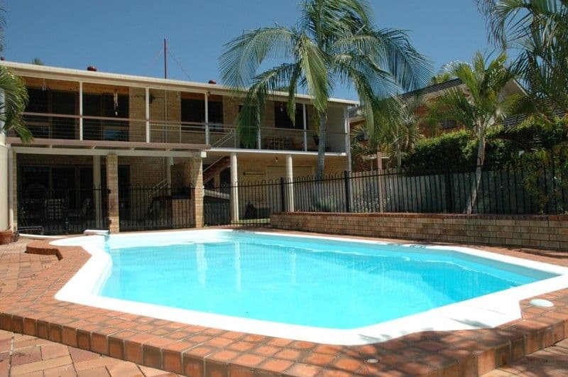 5 Oyster Point Esplanade, NEWPORT QLD 4020, Newport - Image 1