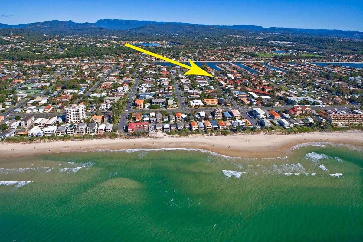 2 Nalla Court, PALM BEACH QLD 4221, Palm Beach - Image 1
