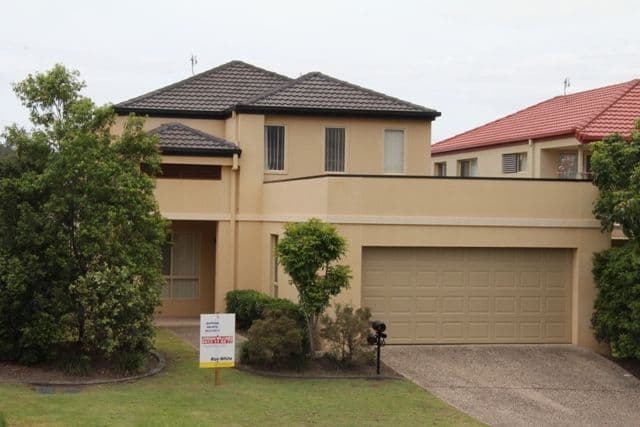 10 Noelene Lane, ARUNDEL QLD 4214, Arundel - Image 1