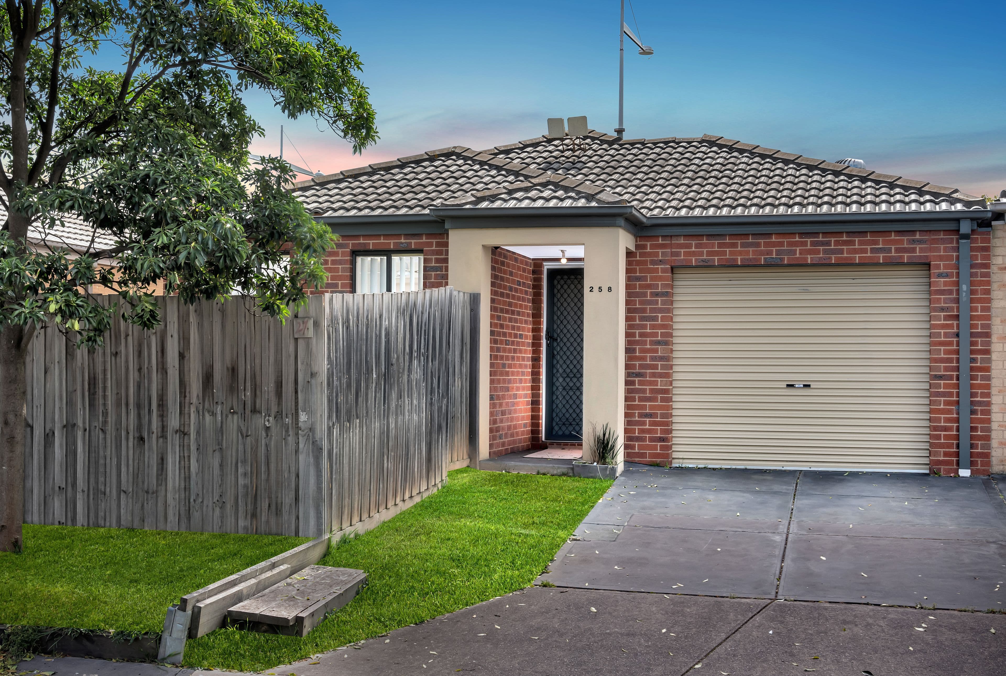 258 The Lakes Boulevard, South Morang VIC 3752, South Morang - Image 1