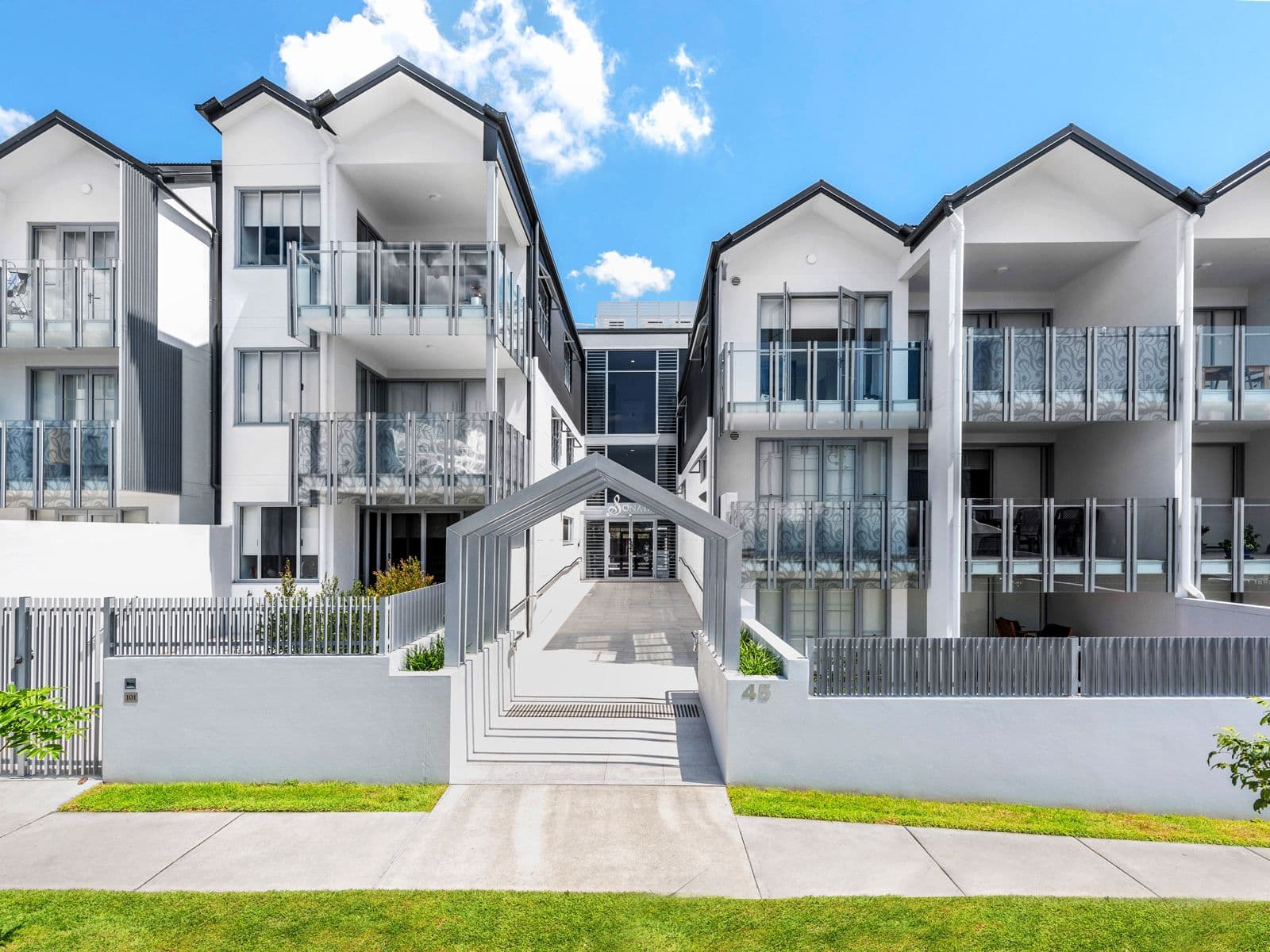 45 Shakespeare Street, Coorparoo QLD 4151, Coorparoo - Image 1