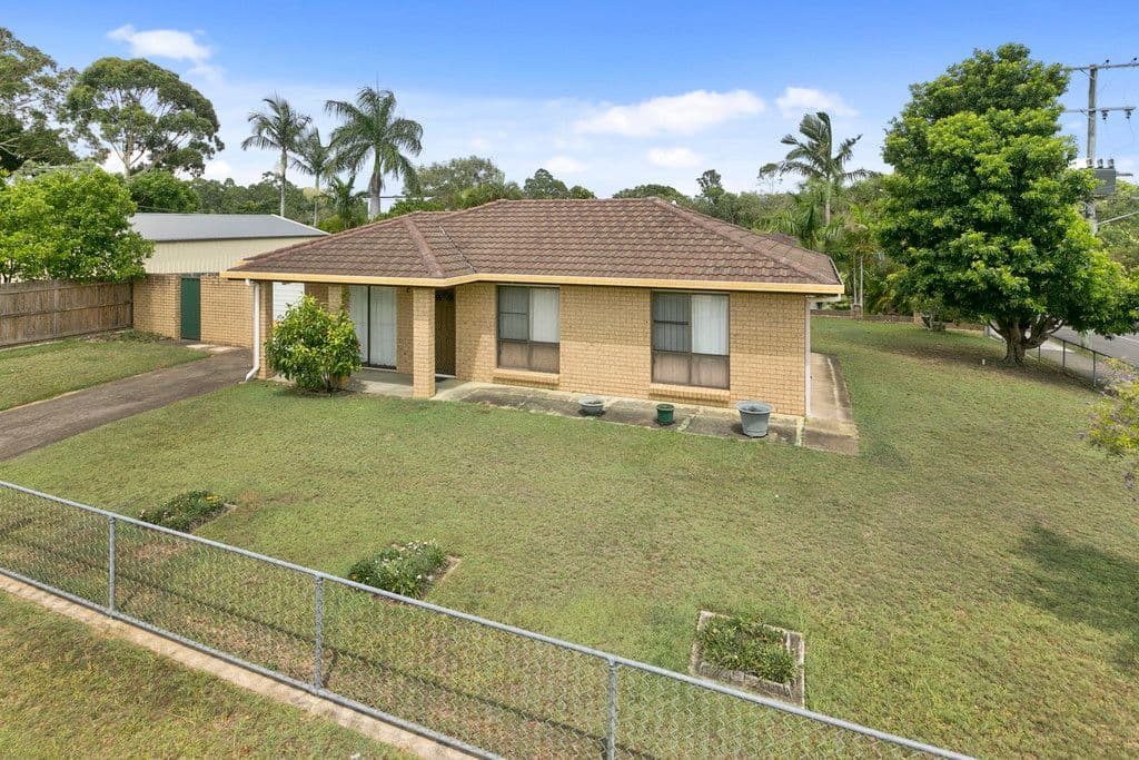 4 Strand Street, Birkdale QLD 4159, Birkdale - Image 1