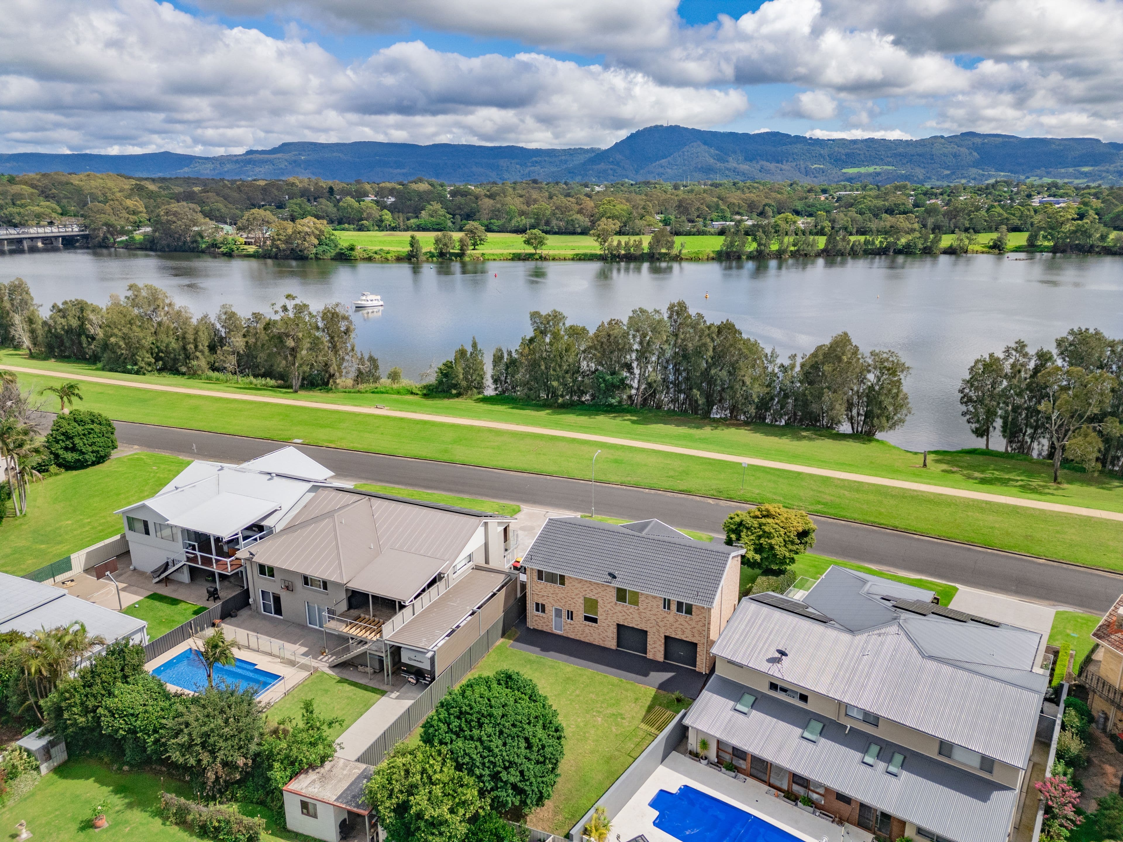 30 Riverview Road, Nowra NSW 2541, Nowra - Image 1