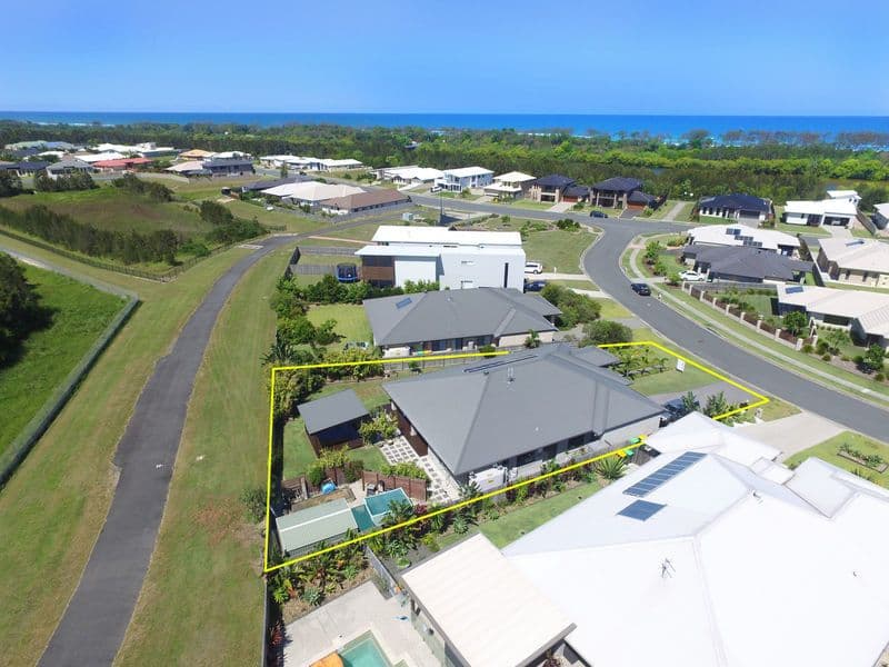 10 Hassett Drive, Pottsville - Image 1