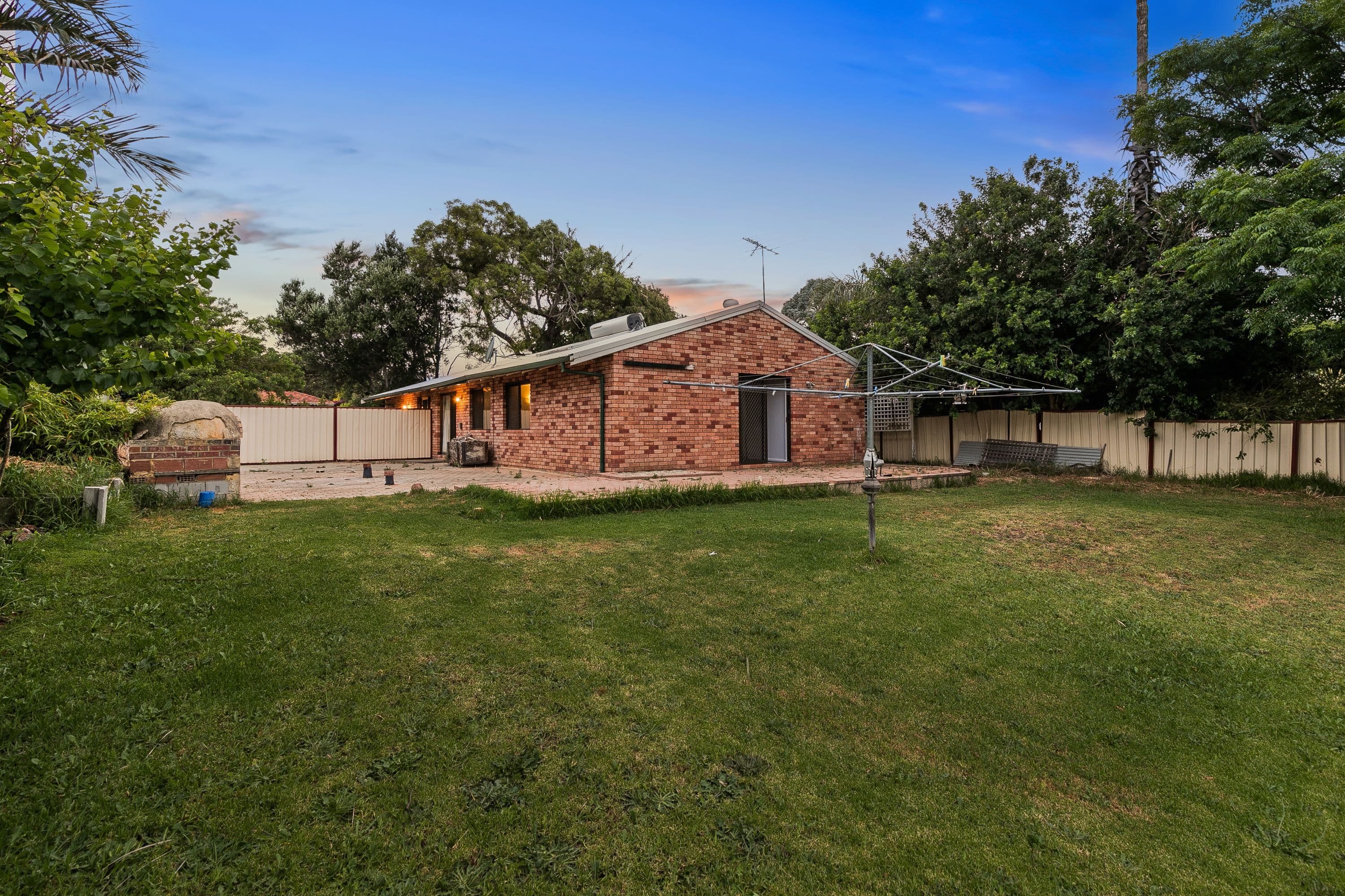 19 Avonlee Road, Armadale WA 6112, Armadale - Image 1