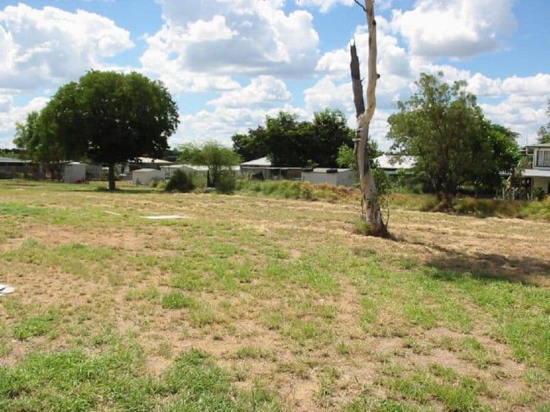 18 Swanson, HUGHENDEN QLD 4821, Hughenden - Image 1