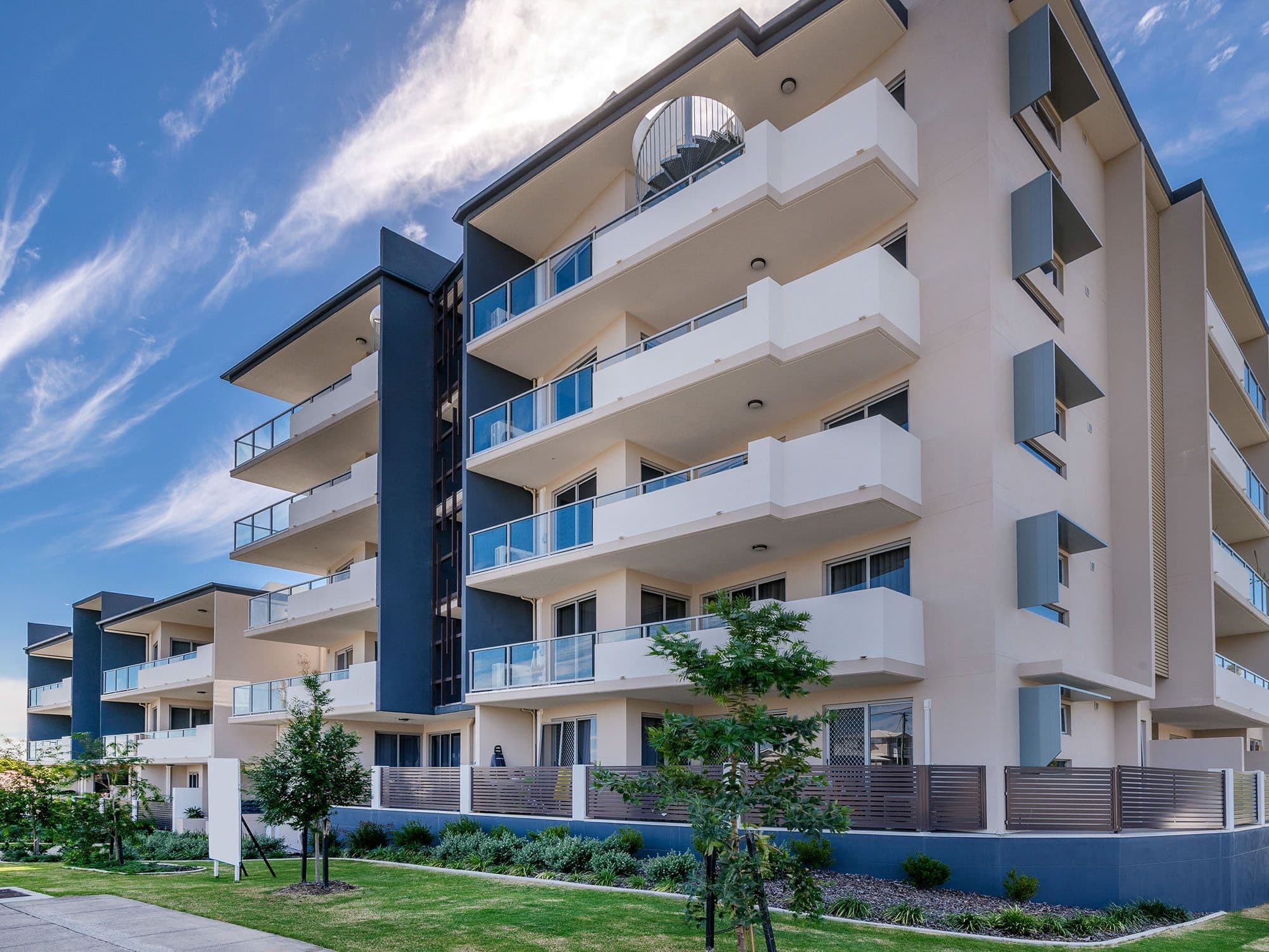 902 Logan Road, Holland Park West QLD 4121, Holland Park - Image 1
